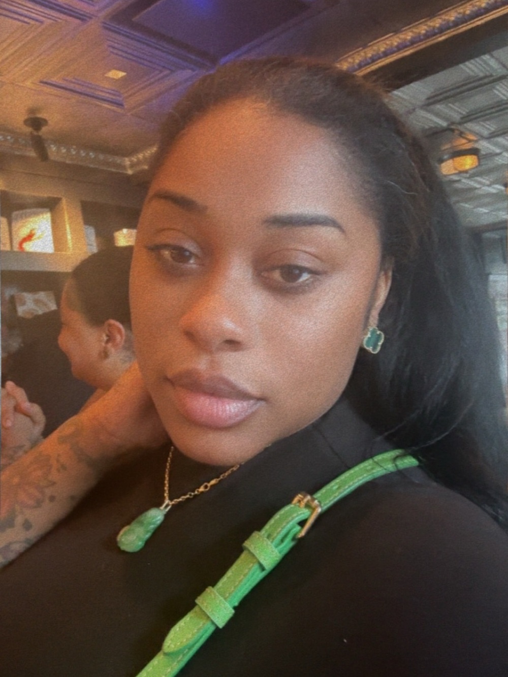 Meet your Posher, Arneetrice